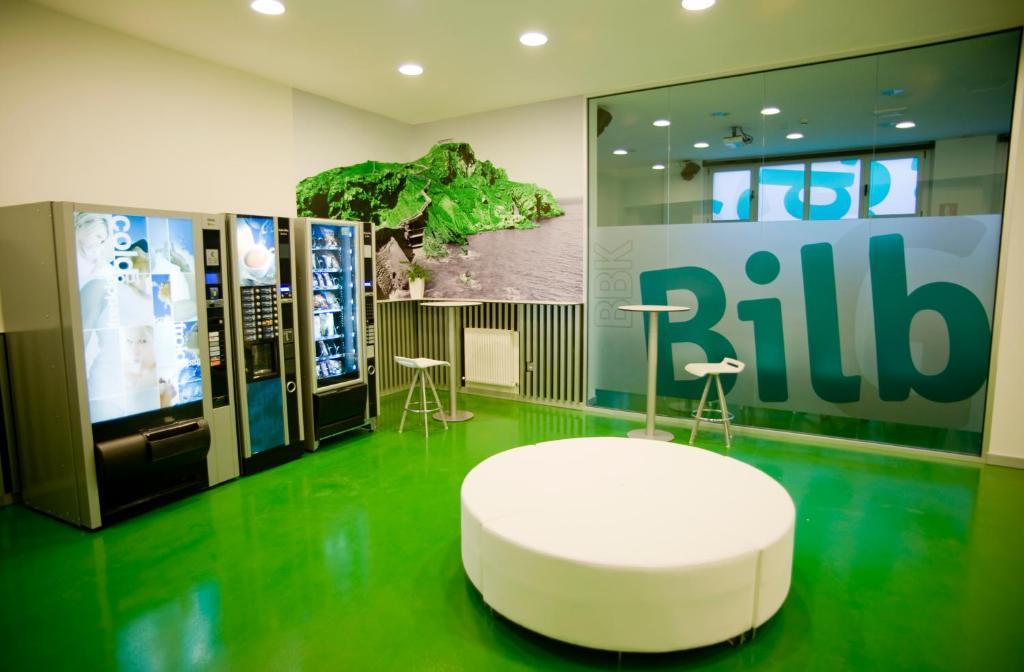 Bbk Bilbao Good Hostel Eksteriør billede