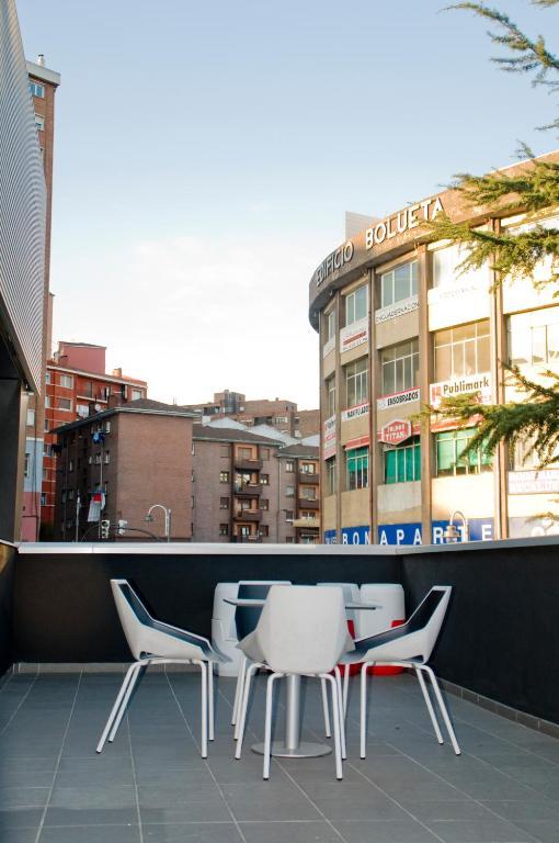 Bbk Bilbao Good Hostel Eksteriør billede