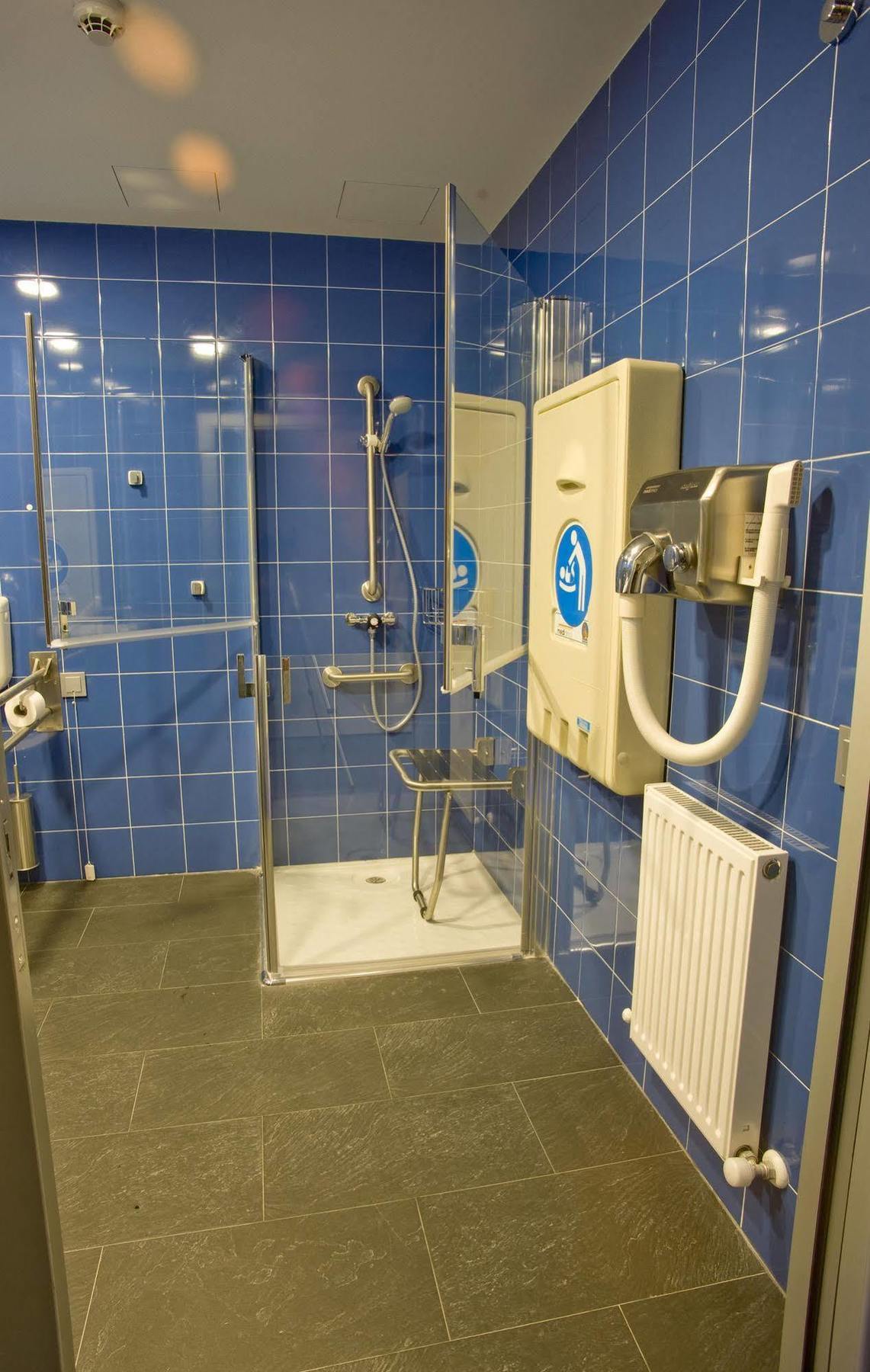 Bbk Bilbao Good Hostel Eksteriør billede
