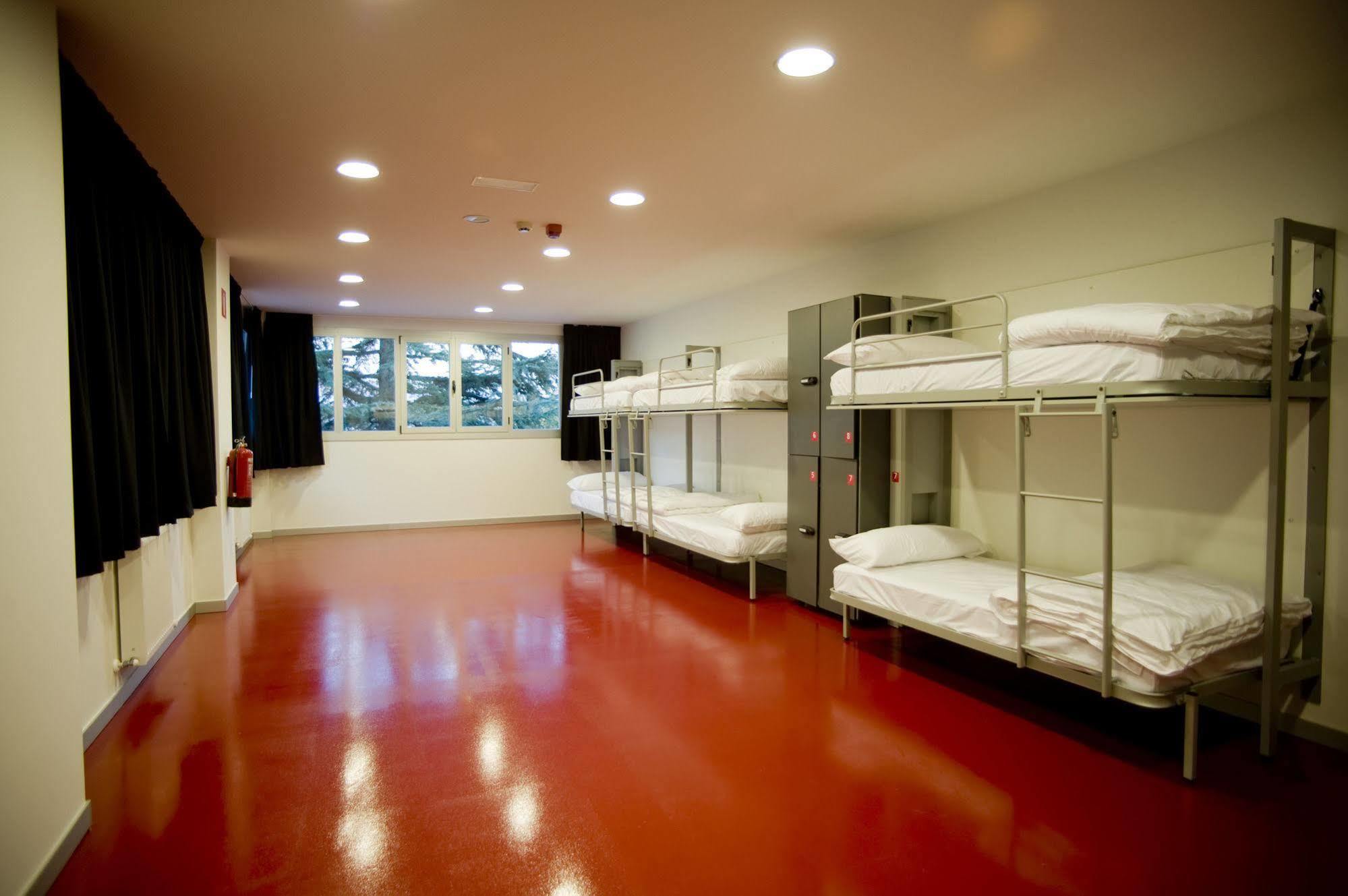 Bbk Bilbao Good Hostel Eksteriør billede
