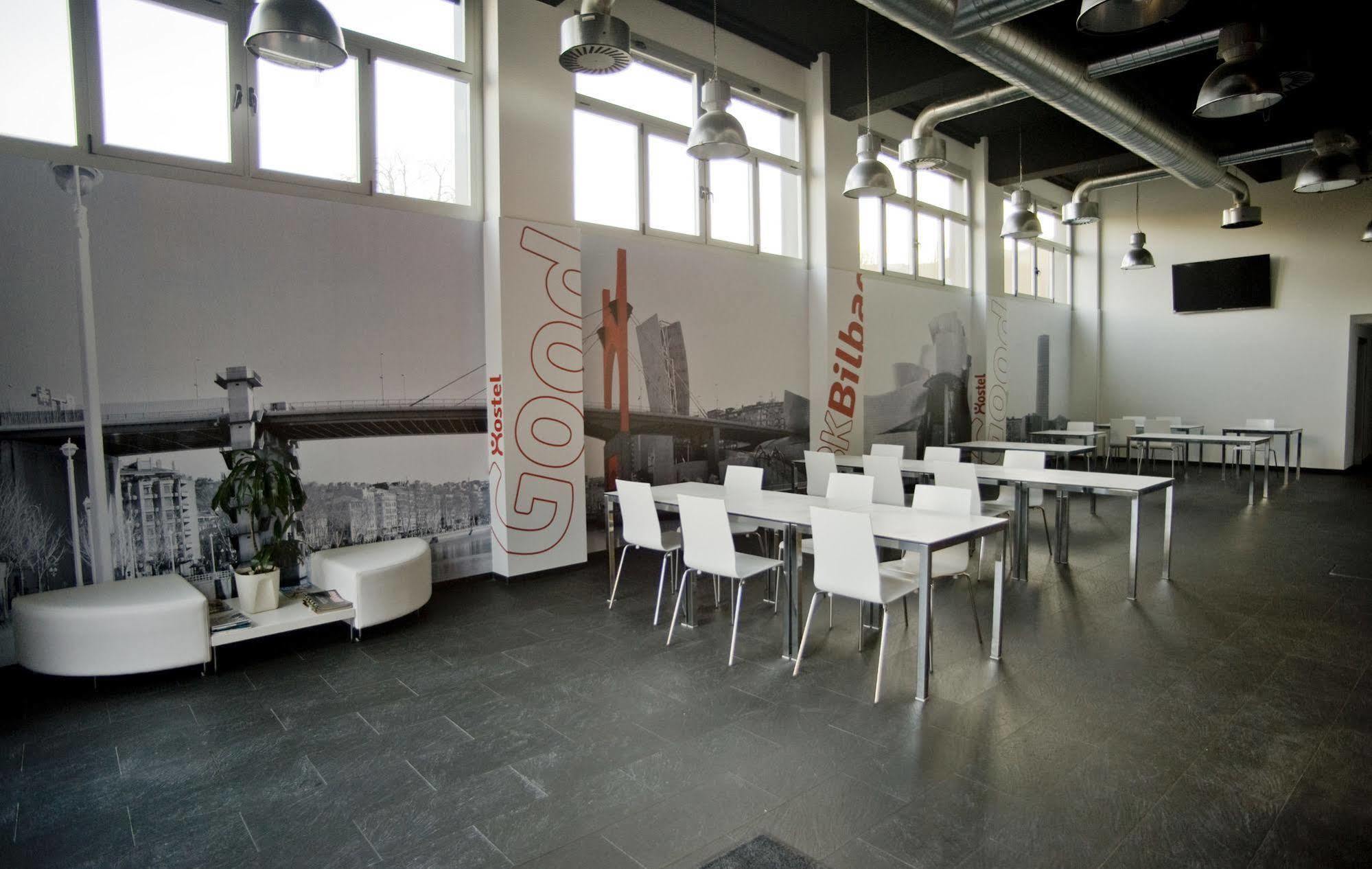 Bbk Bilbao Good Hostel Eksteriør billede