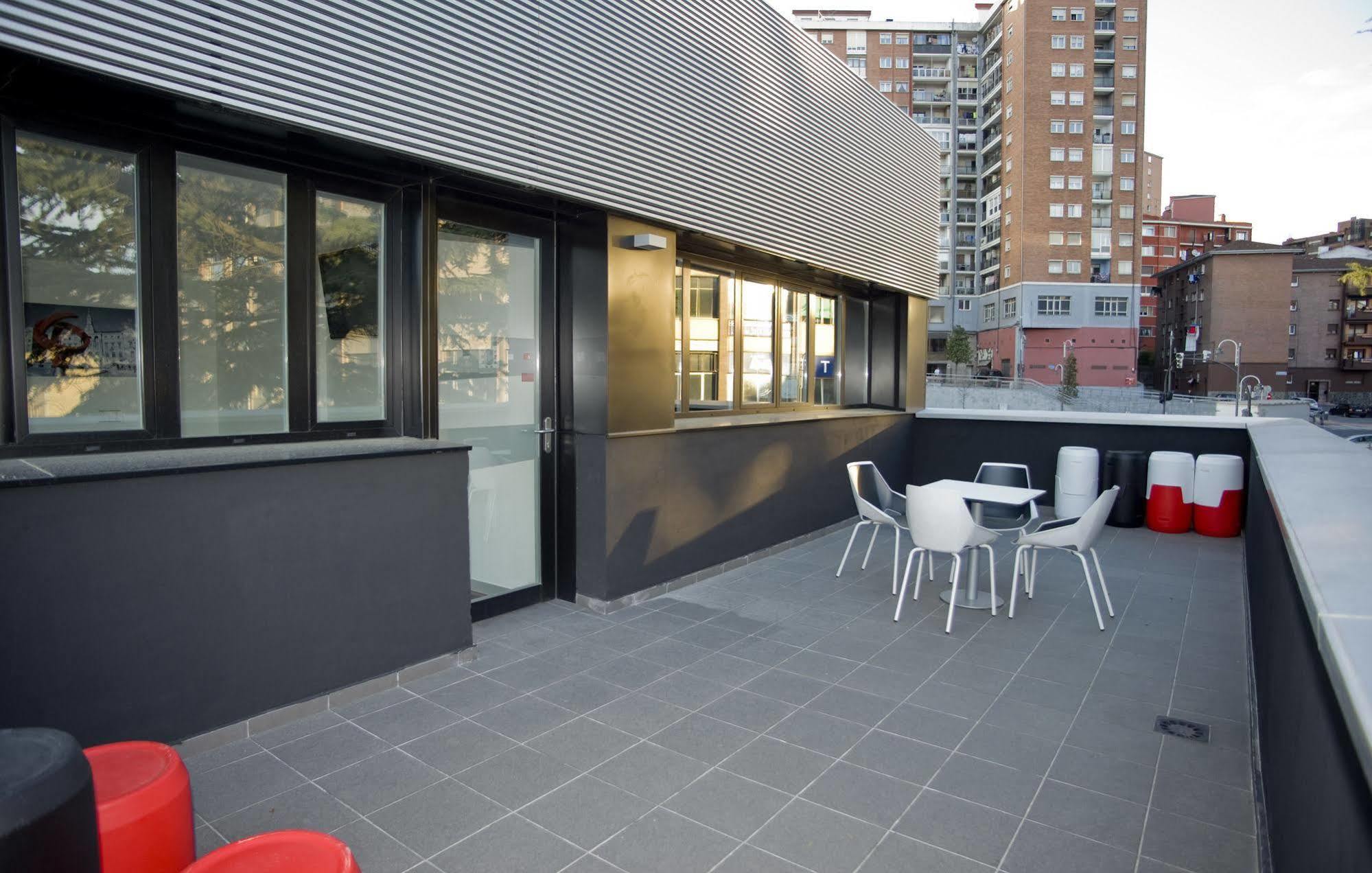 Bbk Bilbao Good Hostel Eksteriør billede